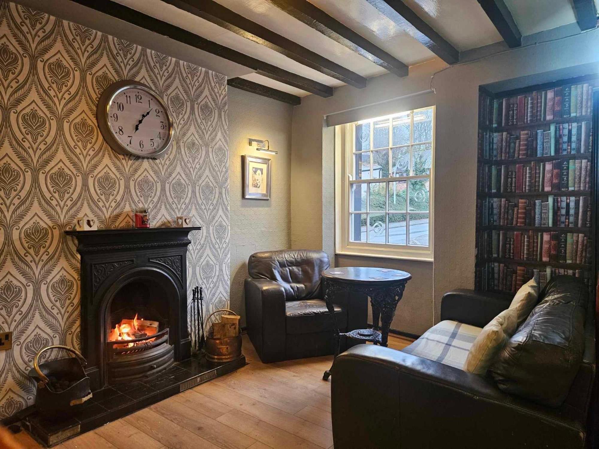 Prince Of Wales Pub And Accommodation Llangollen Eksteriør billede